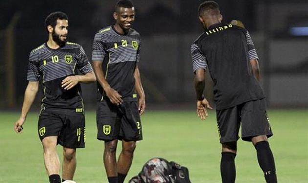 جانب من تدريبات فريق الاتحاد 